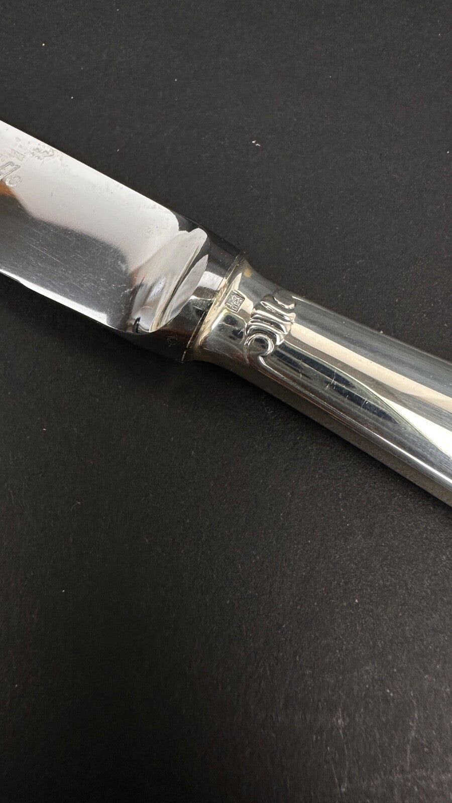 Christofle, Couteau,  modèle Vendôme, Paris. Neuf.