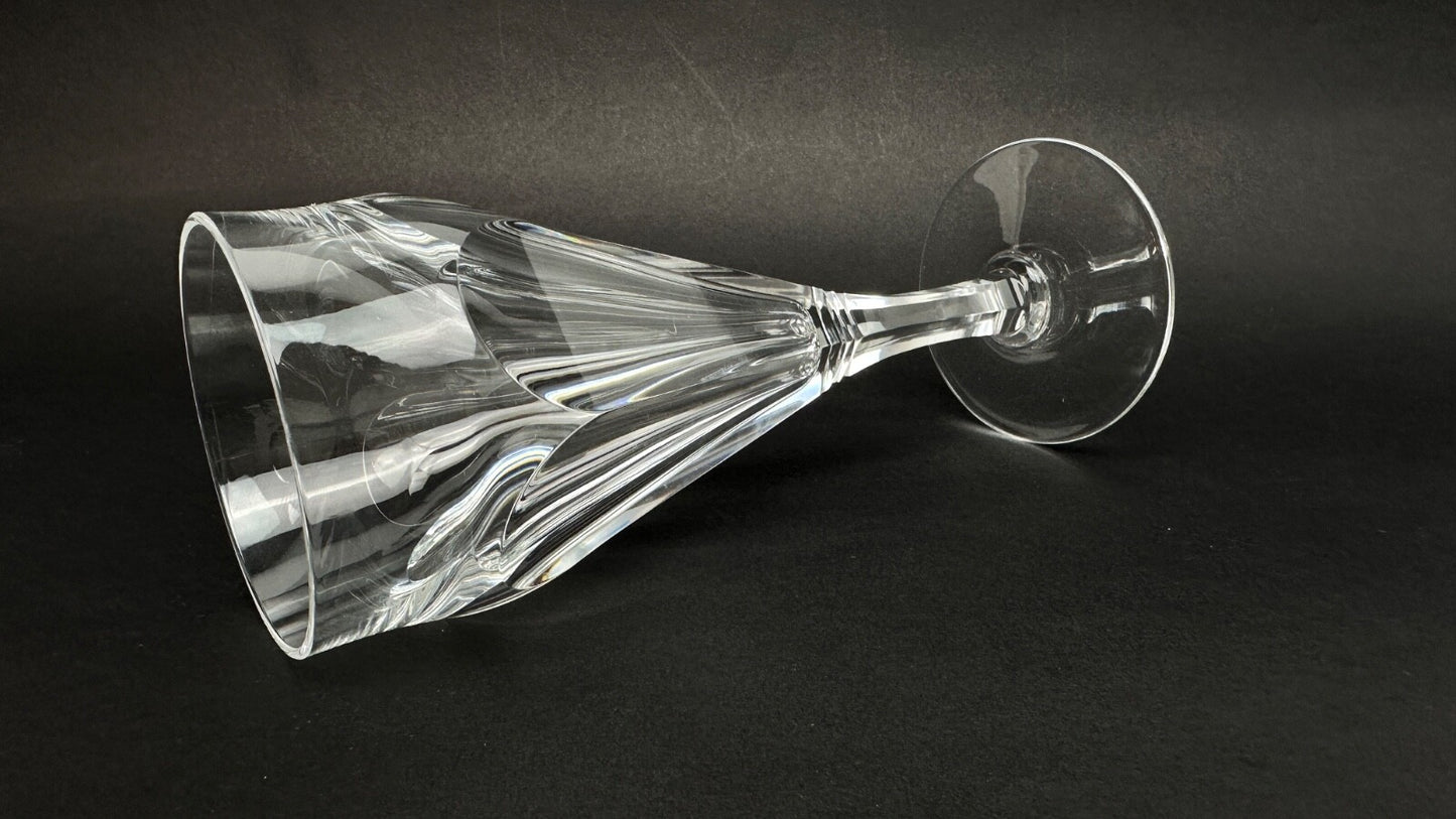 Baccarat, Suite De 9 Flûtes à Champagne Modèle Duchesse De Dino