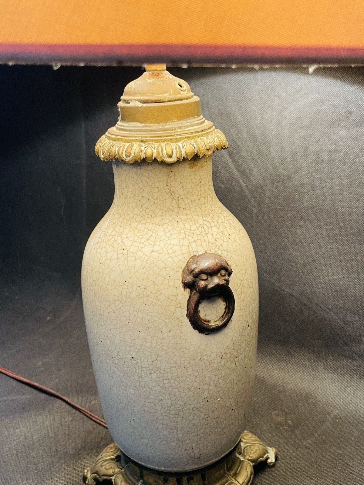 Pied de lampe en porcelaine craquelée de Chine