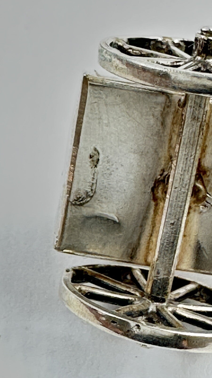 Miniature, objet de vitrine, attelage de chiens, marchand de lait en argent