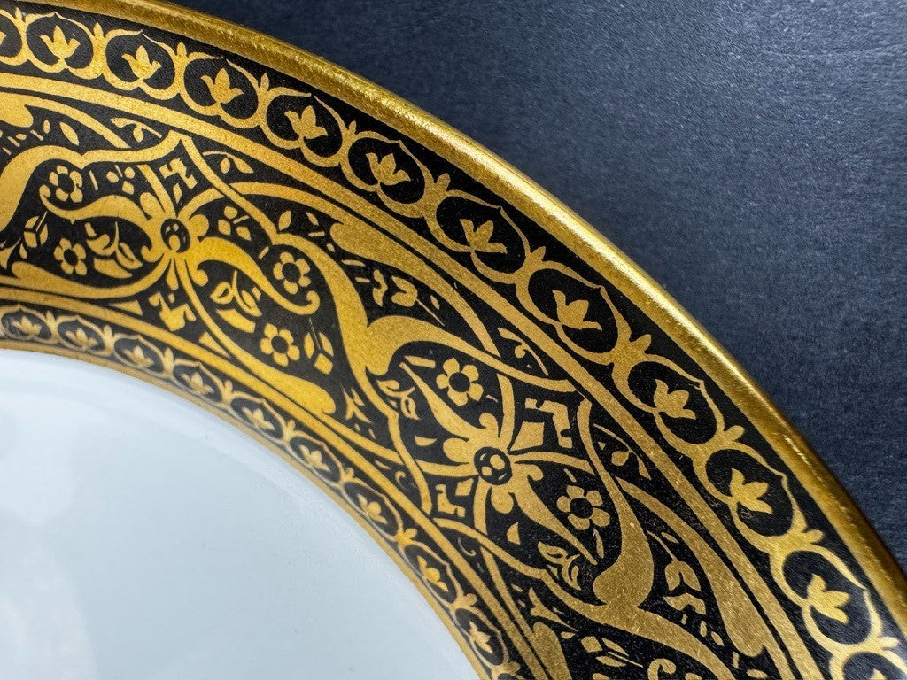 6 assiettes anciennes Limoges F Legrand noir et or, 18,5 cm