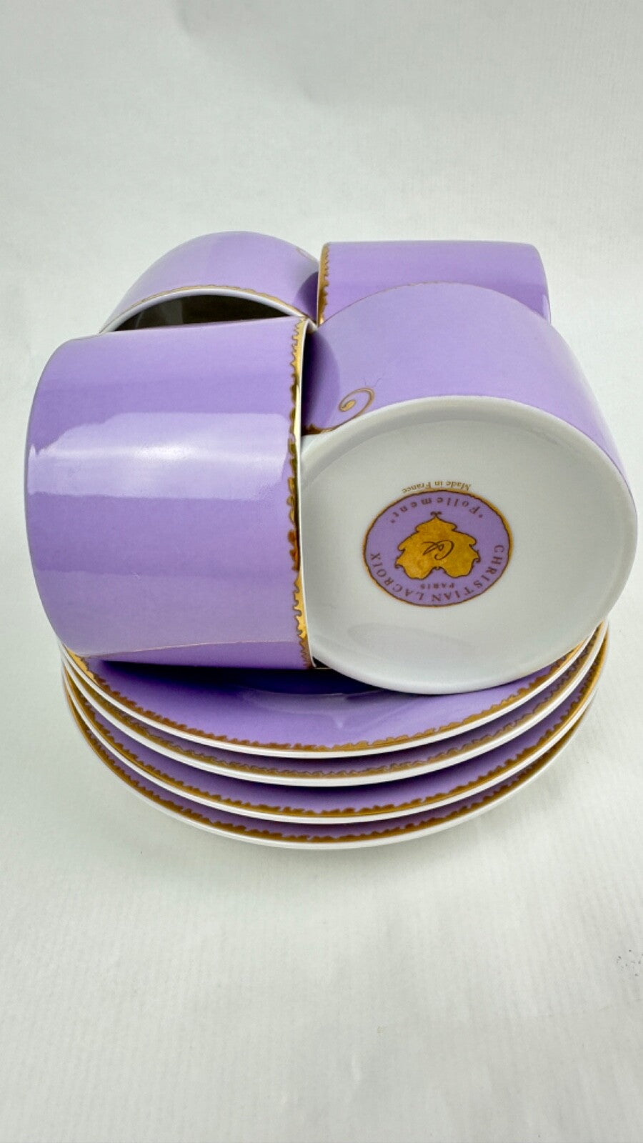 Suite de 4 tasses à thé Christian Lacroix modèle Follement