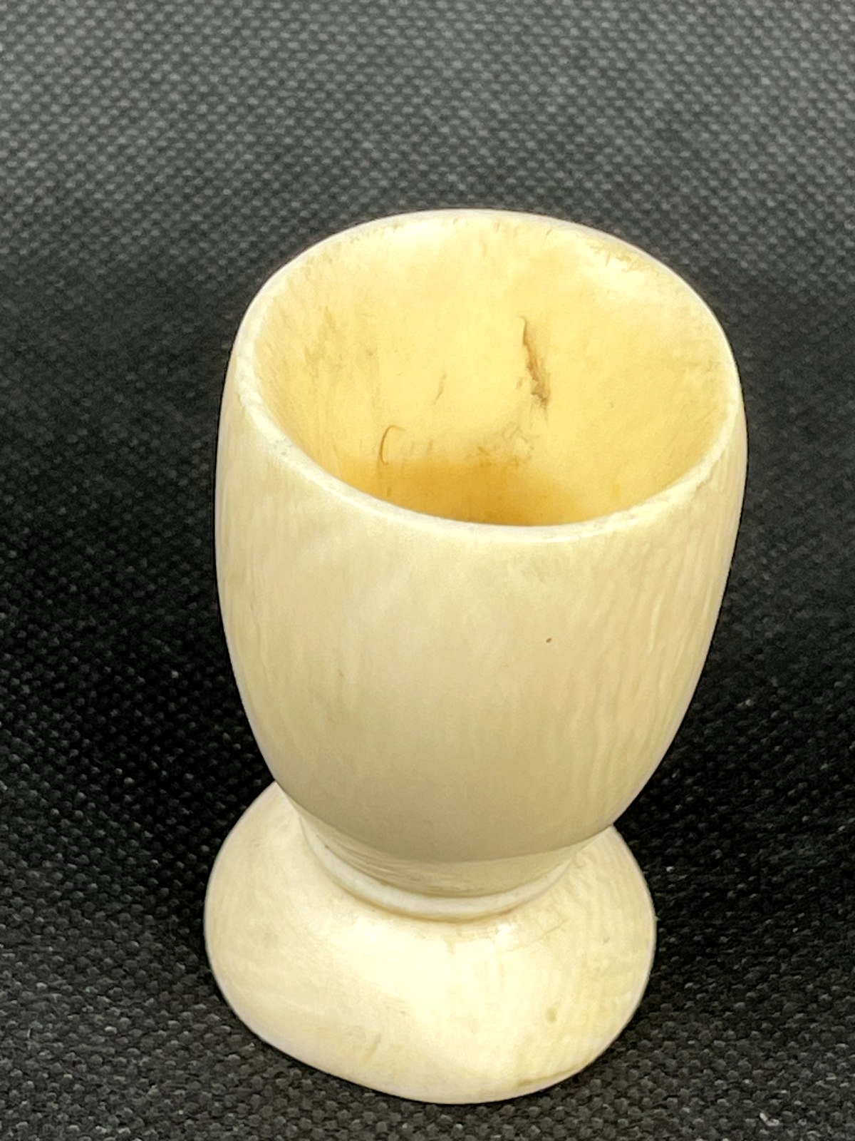 Ancien coquetier période art déco ?