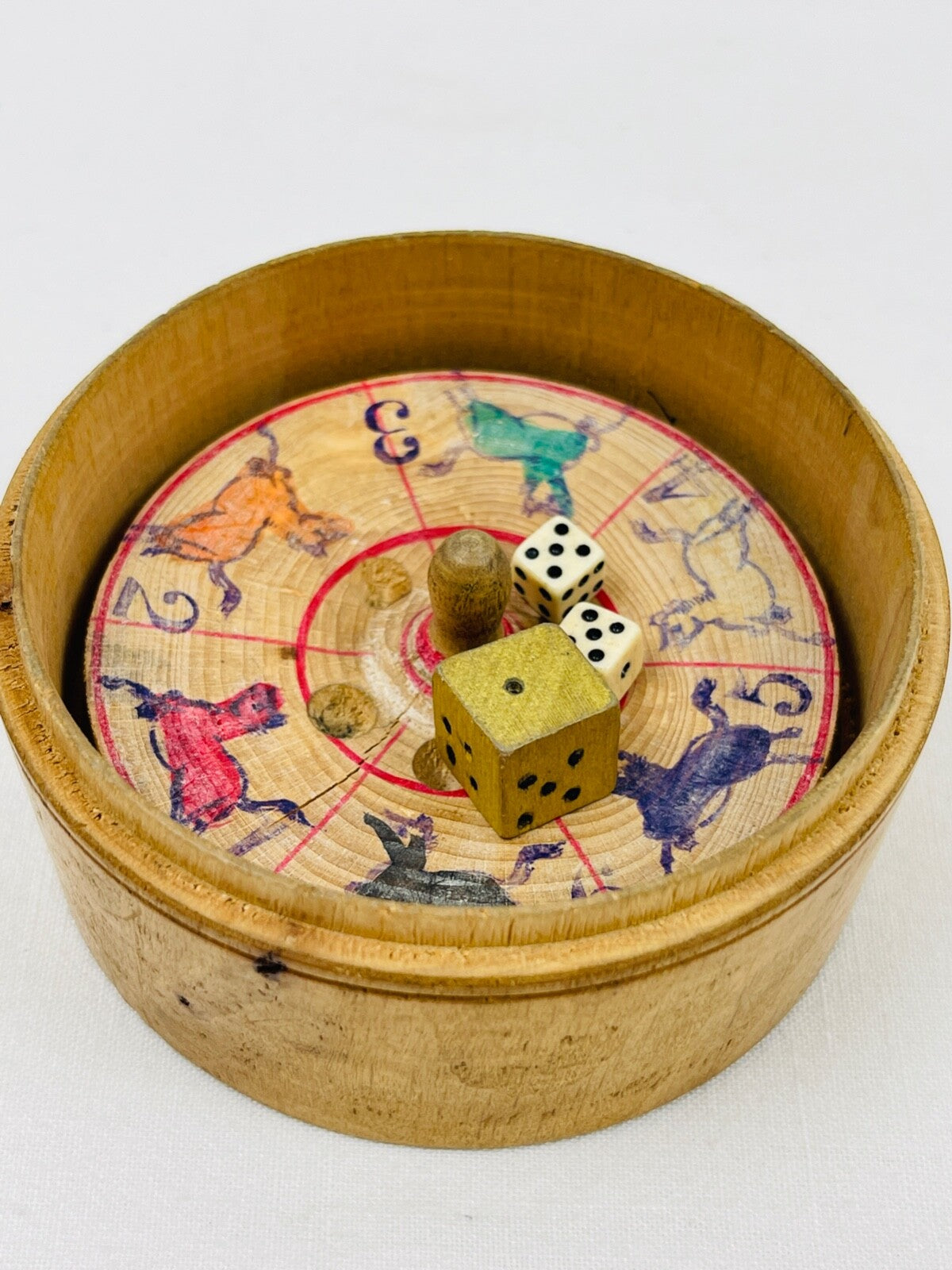 Jeu de loterie, courses de chevaux en bois Chine ou Japon