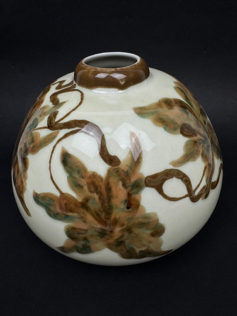 Vase boule en porcelaine de Limoges, Manufacture Tharaud - Décor peint main