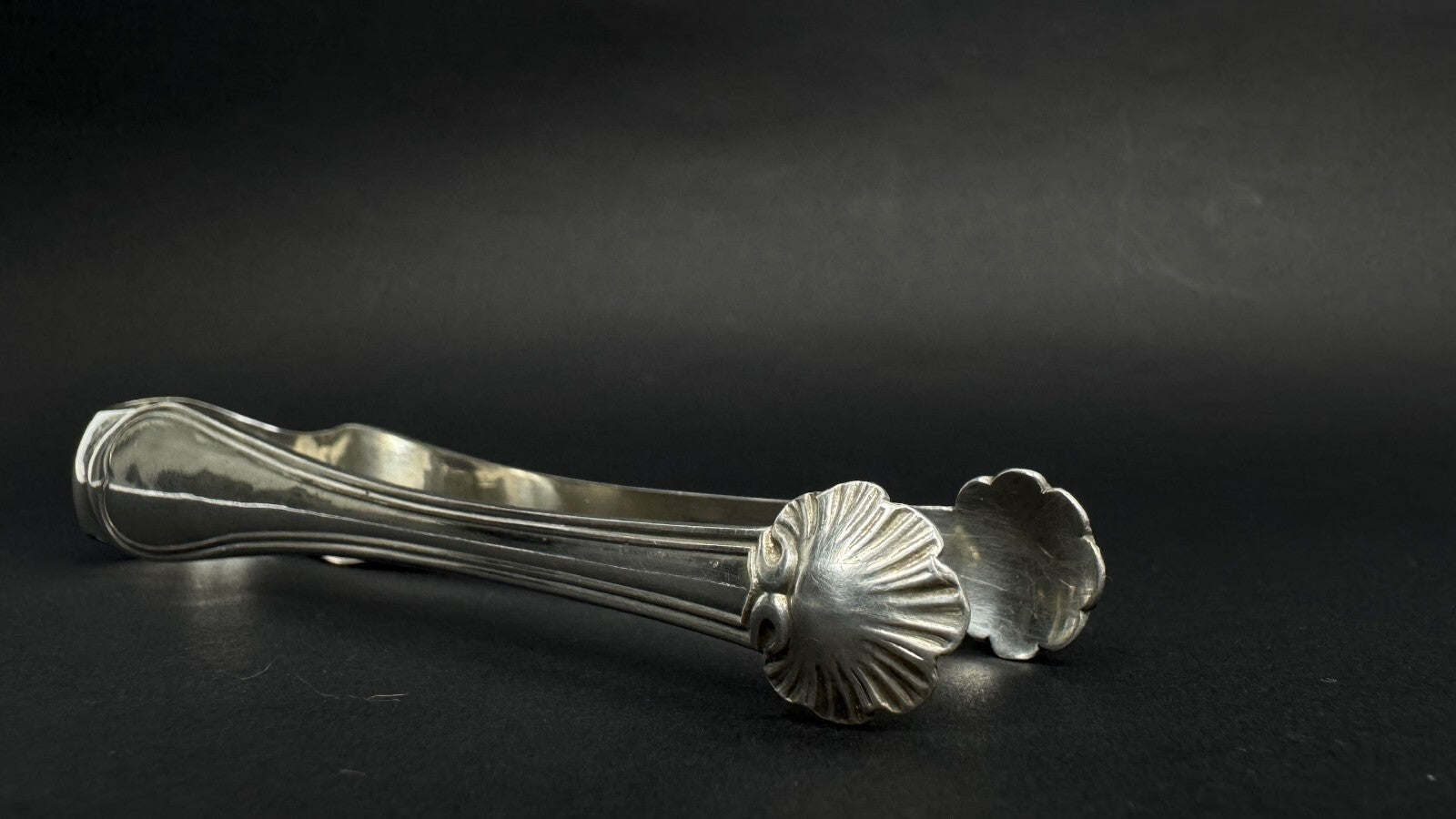 CHRISTOFLE ANCIENNE PINCE A SUCRE METAL ARGENTE art deco sugar tongs