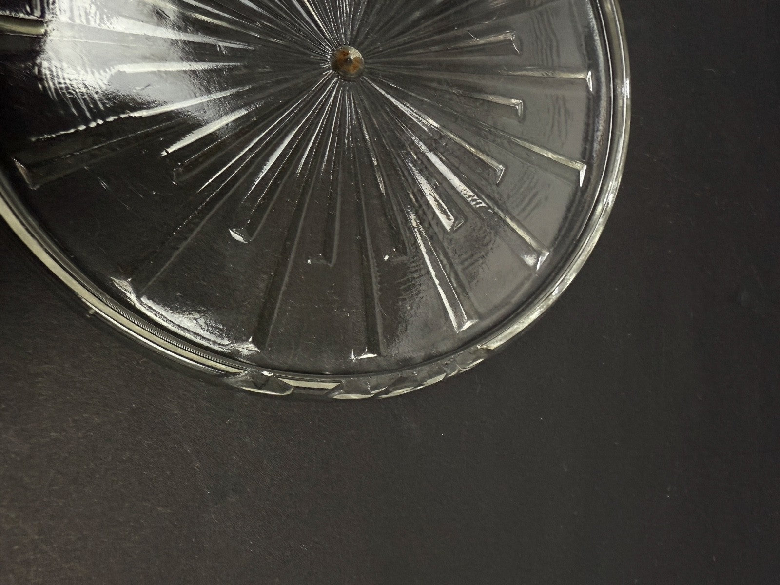 Roue à camembert en verre, rolling cheese