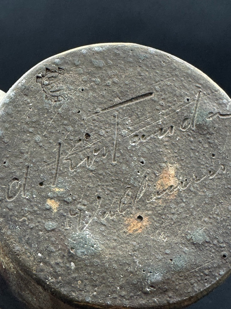 Pichet signé Alexandra Kostanda (1921-2011) Vallauris en grès émaillé années 60