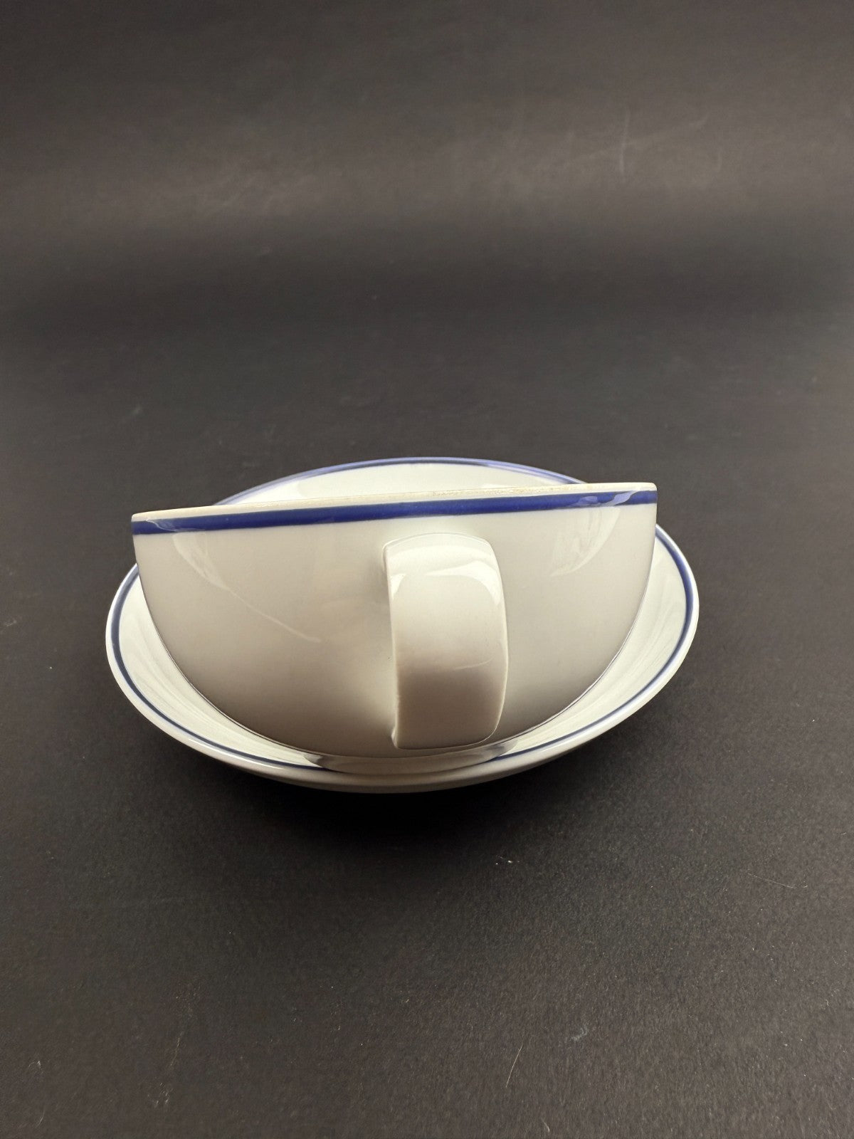 Suite de 6 tasses à thé Geneviève Lethu modèle Filea 1995