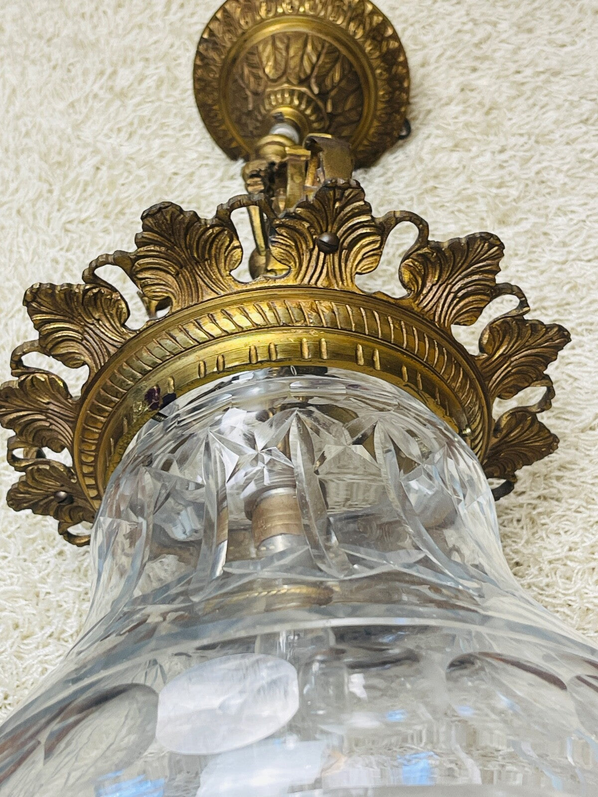 Ancienne lanterne en bronze et cristal taillé n°2