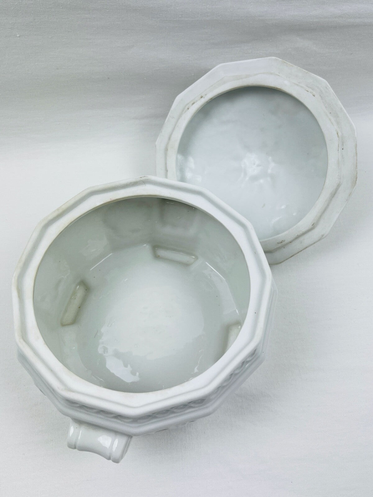 Soupière ou légumier en porcelaine Royal China