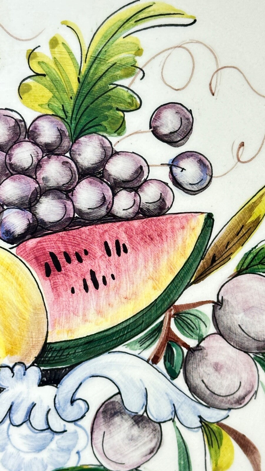 Assiette murale décorative faïence et étain aux fruits