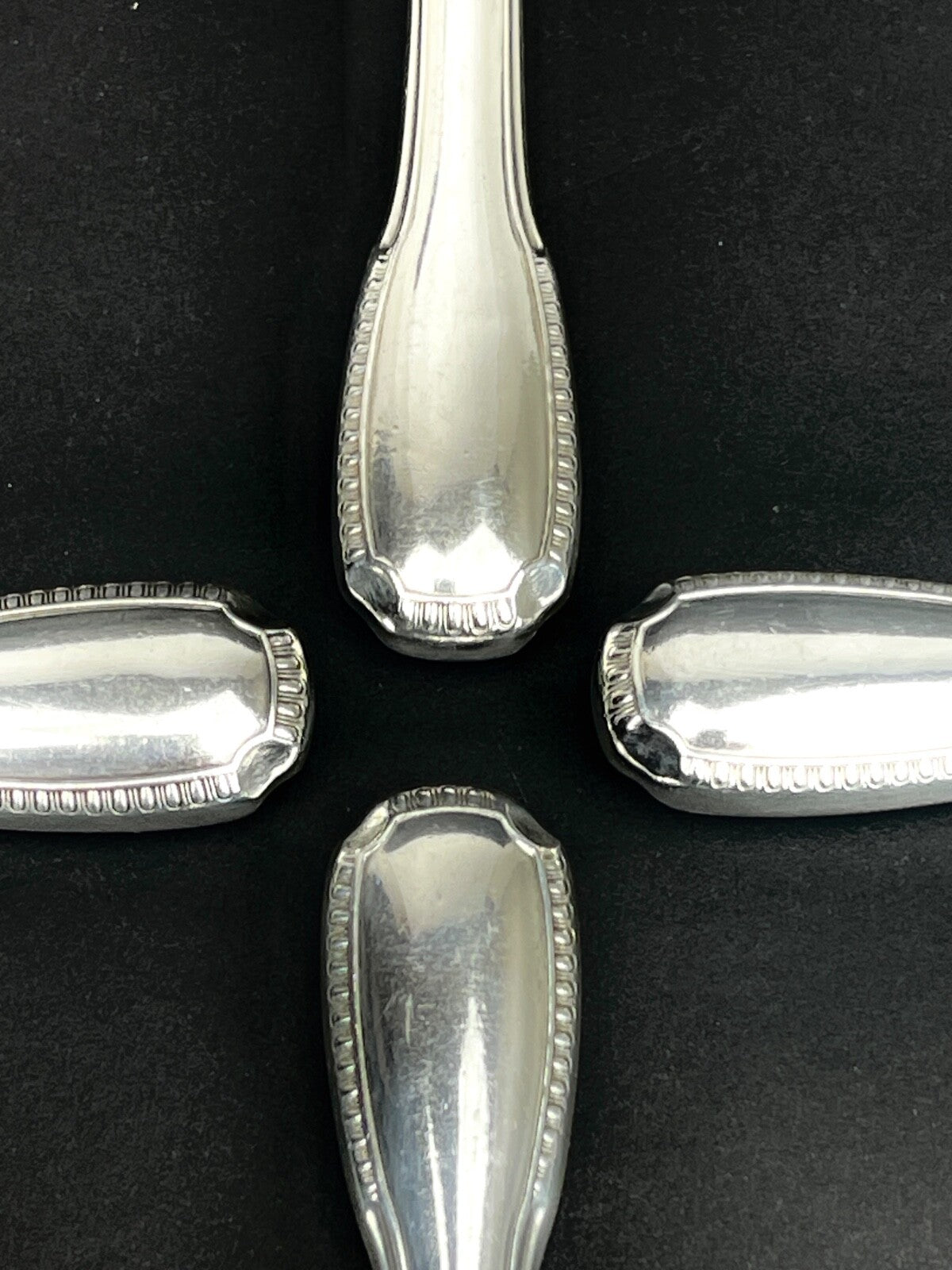 Christofle, Modèle Godrons, Service à Hors d'Oeuvre Ou à Mignardises