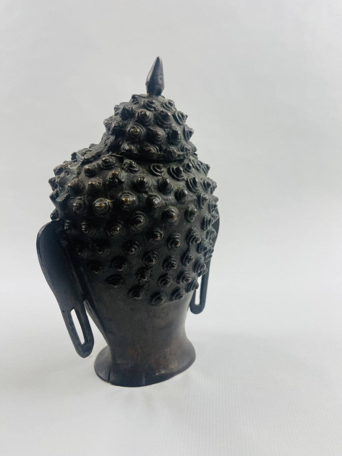 Grande tête de Bouddha en bronze