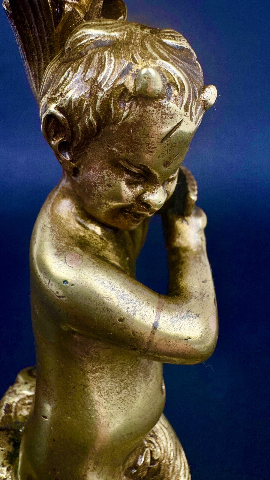 Paire de bougeoirs en bronze doré, putti, faune XIXème siècle