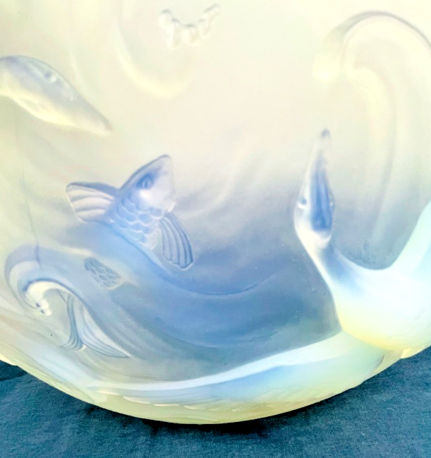 Verlys, Coupe En Verre Irisé à Décor d'Oies Et De Poissons