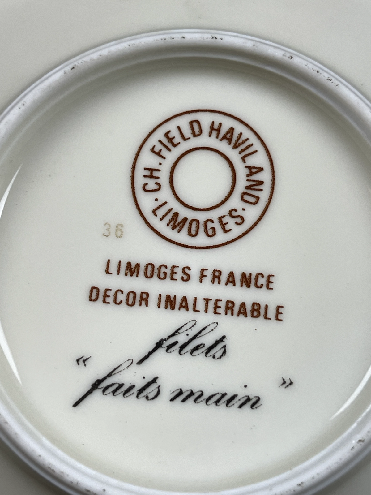 Tasse à café Haviland, frise de laurier