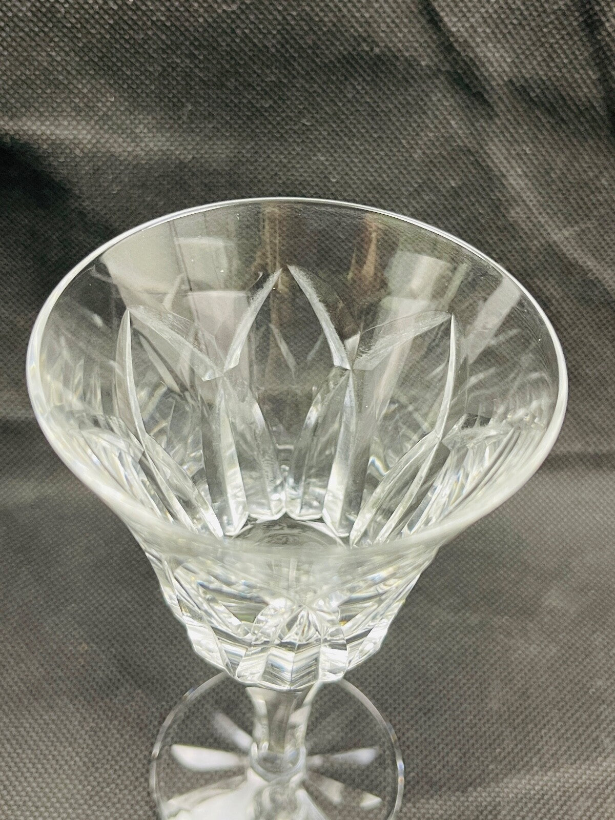 Verre à vin taille 2 en cristal Saint-Louis modèle Camargue