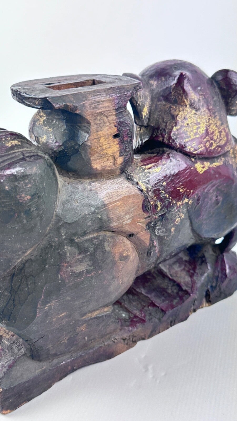 Paire de chiens de Fô en bois sculpté et doré 19ème