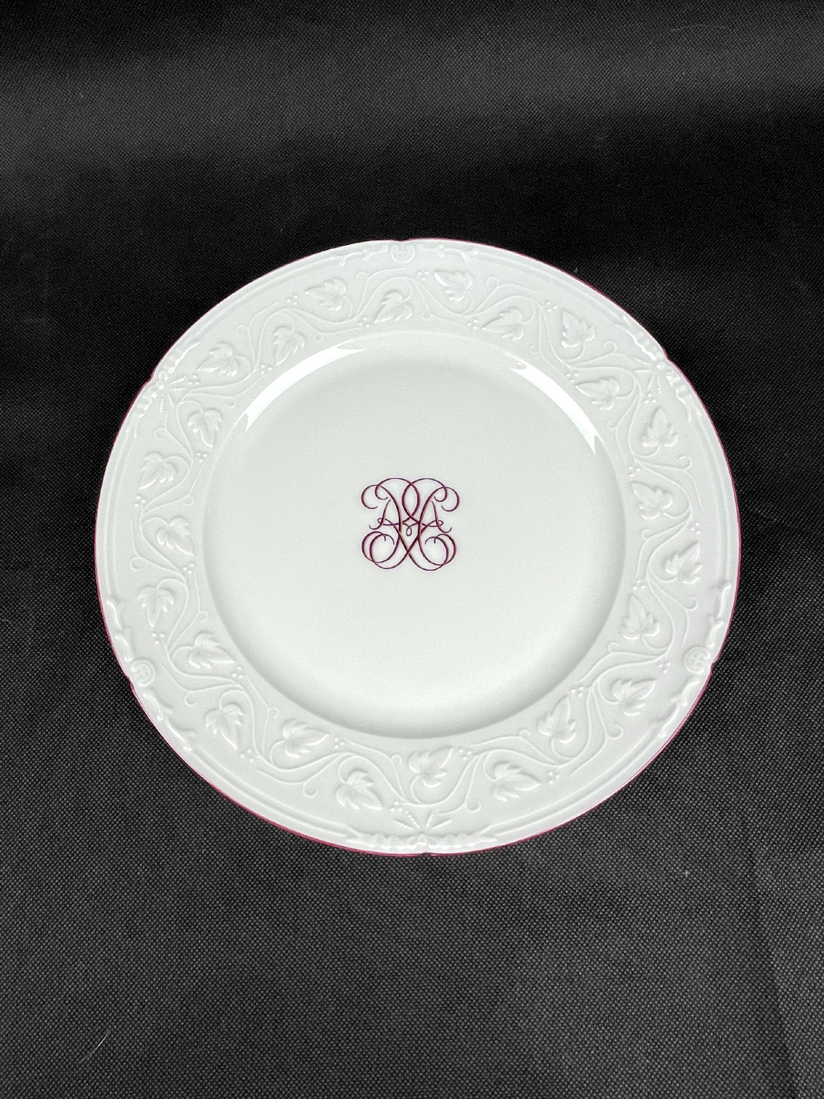 Haviland Limoges,  assiette de table n°2 Impératrice, neuve