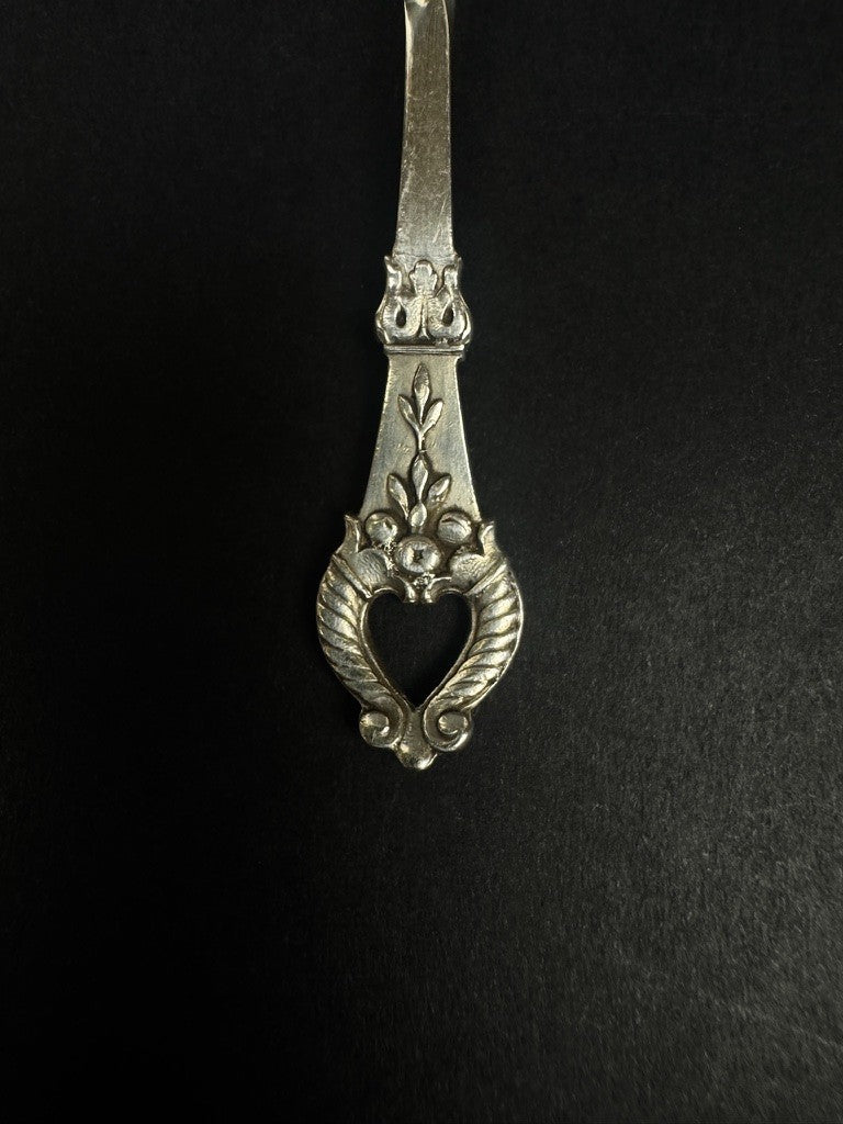 Christofle, coffret de 6 cuillères à moka modèle corne d'abondanceflag