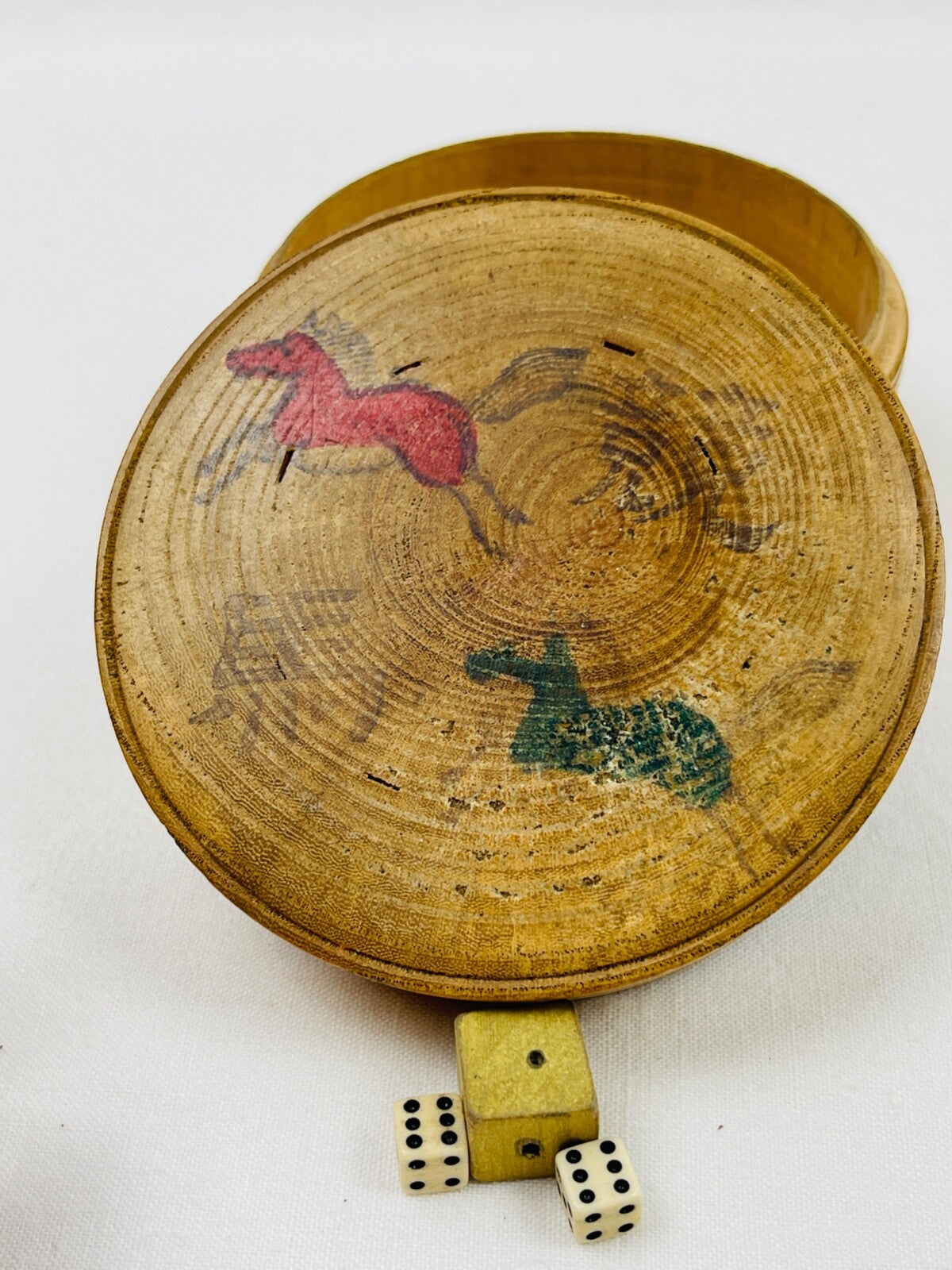 Jeu de loterie, courses de chevaux en bois Chine ou Japon