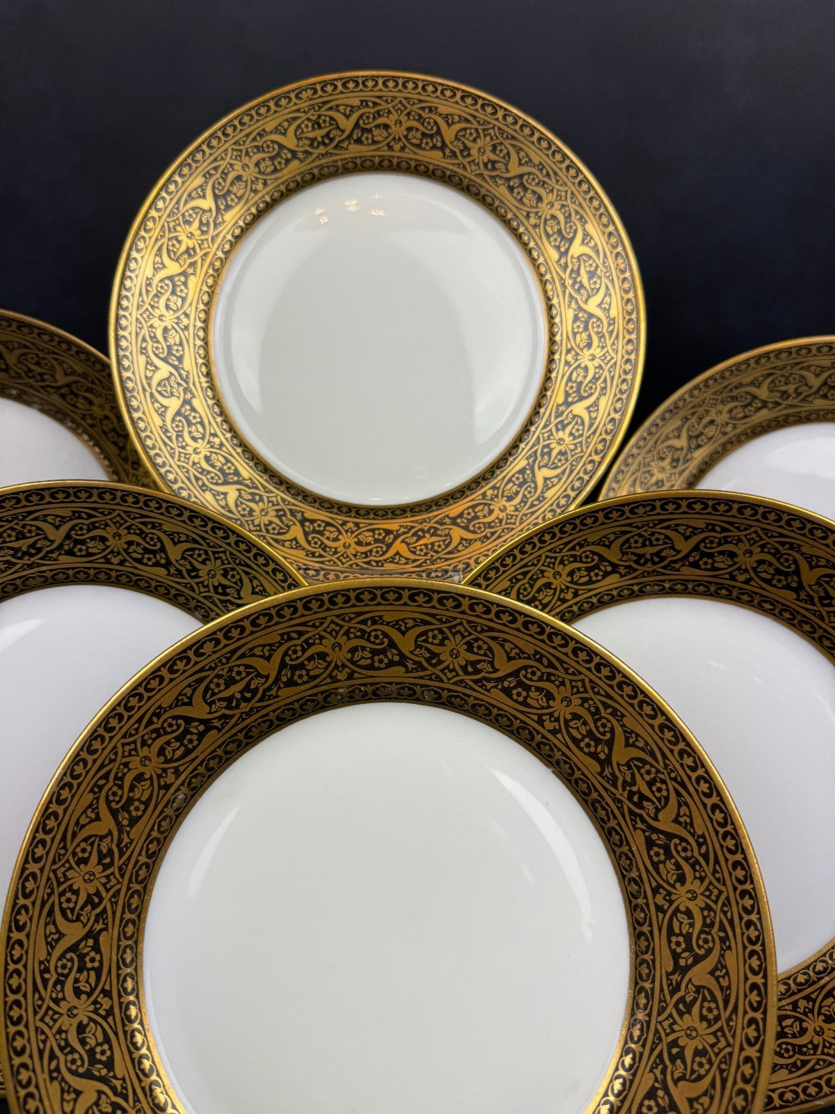 6 assiettes anciennes Limoges F Legrand noir et or, 18,5 cm