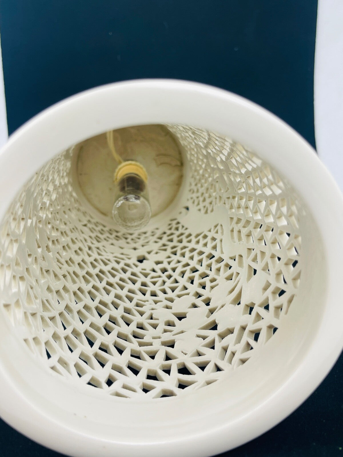 Lampe en porcelaine Blanc de Chine