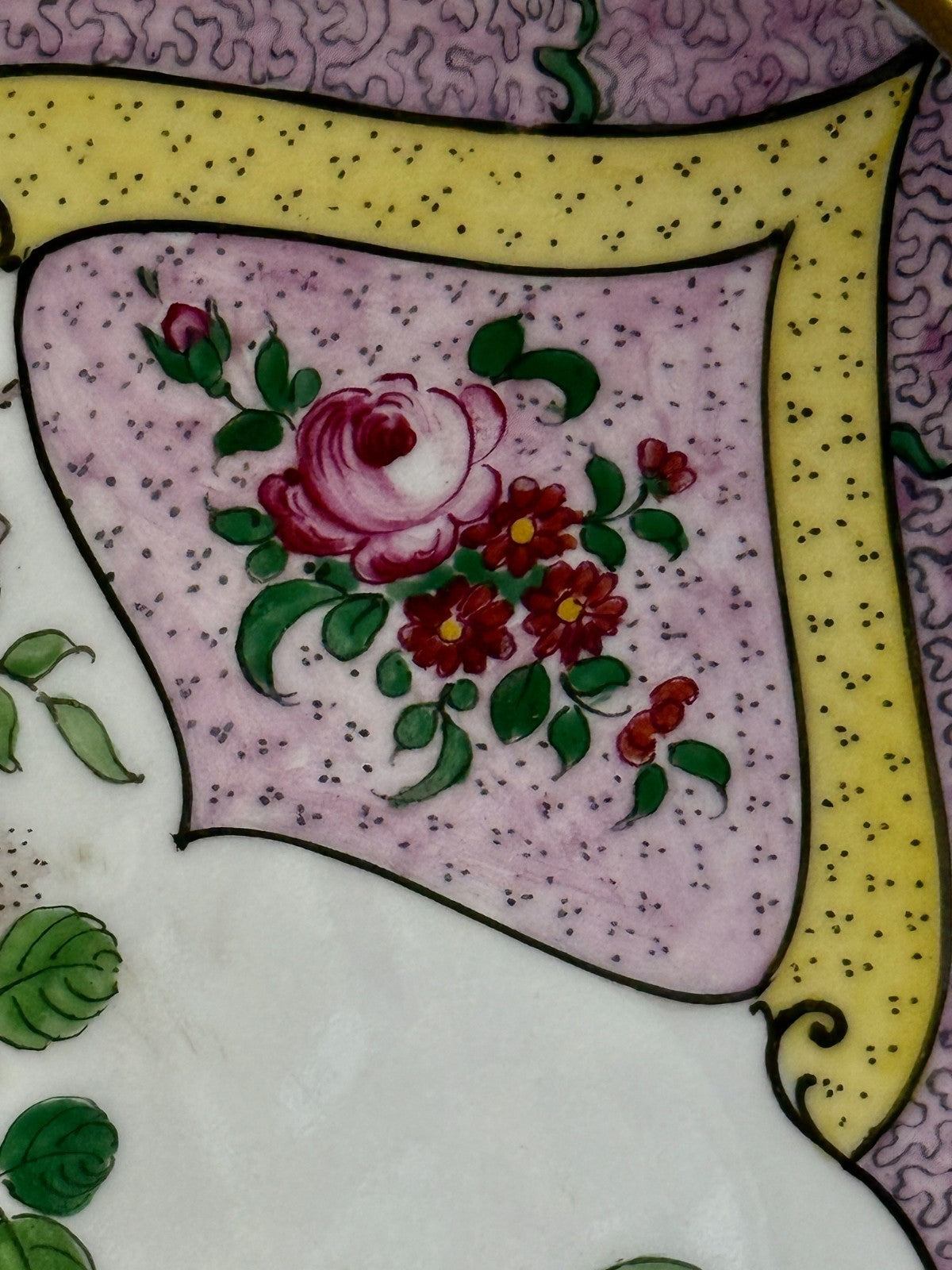 Grande assiette en porcelaine de Limoges Henri Creance