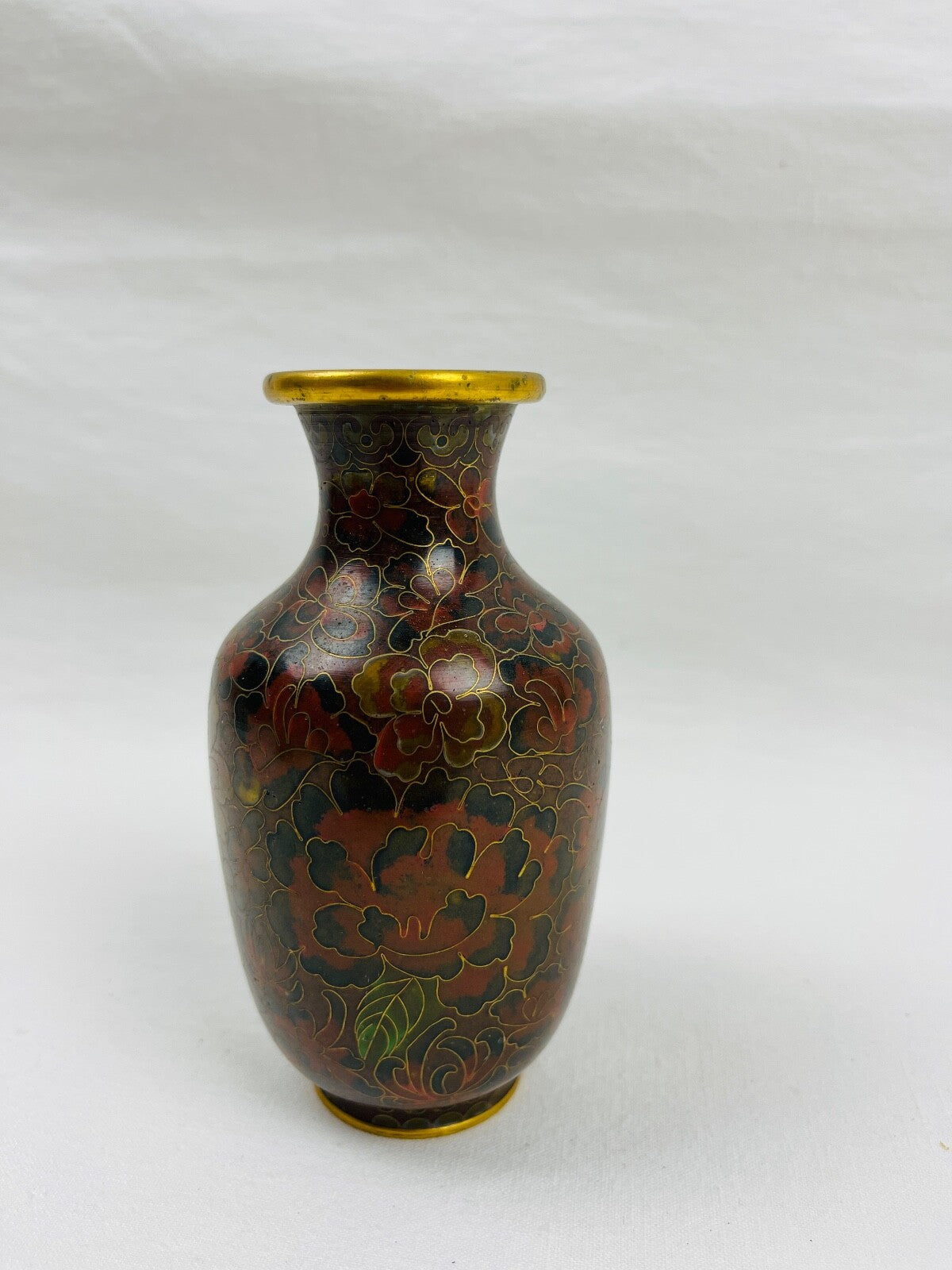 Joli vase en émaux cloisonnés