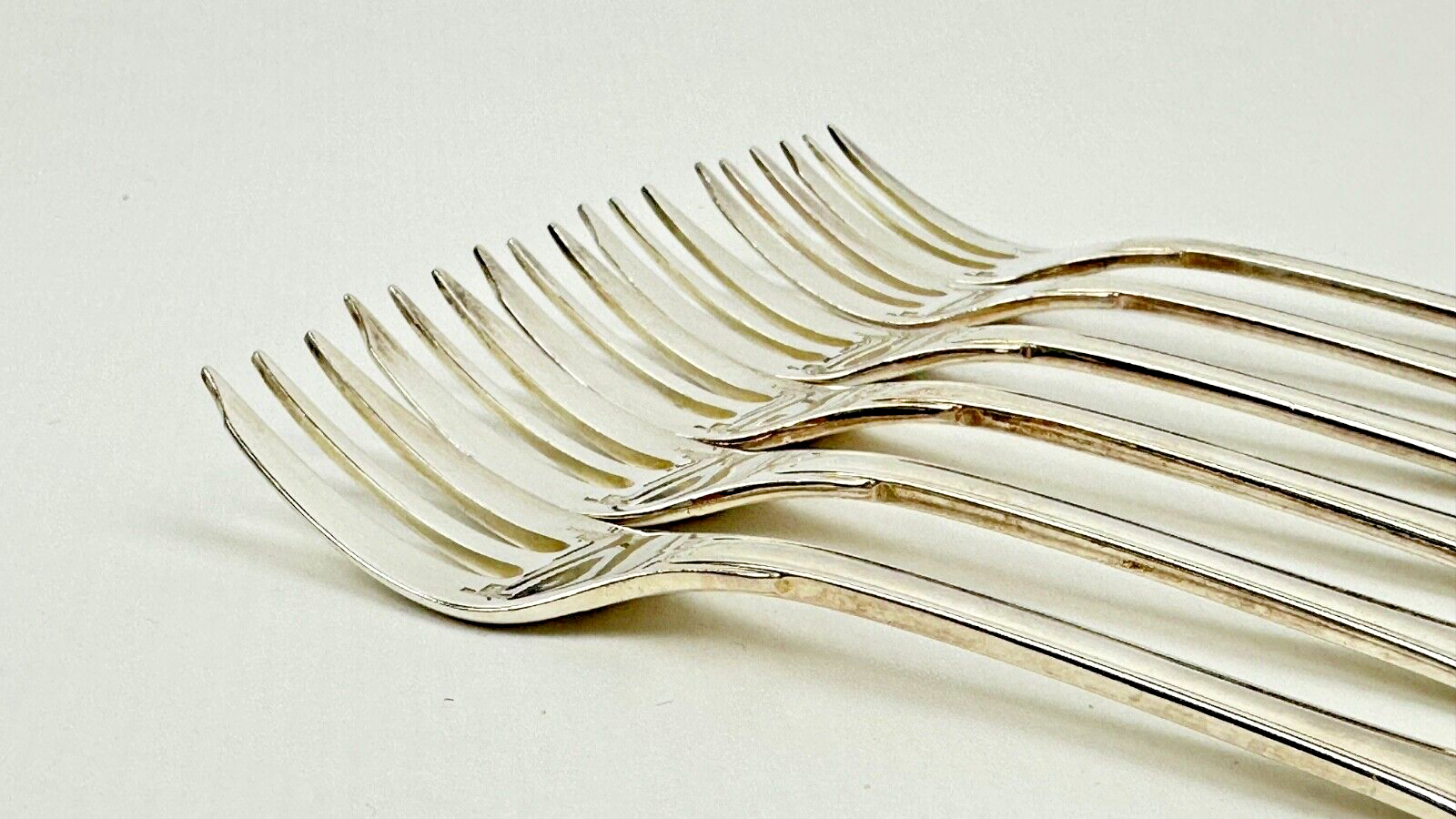 Série de 6 fourchettes à gâteau Christofle modèle Vendôme