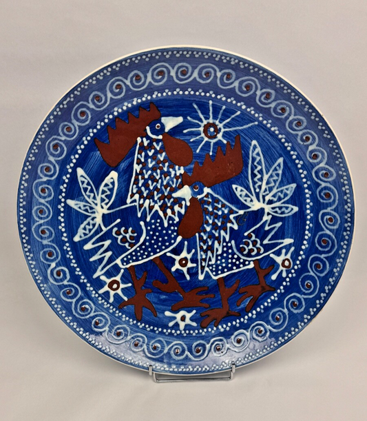 Grand plat en céramique aux coqs par Svend P. Jørgensen 1966 Ravnild Danmark