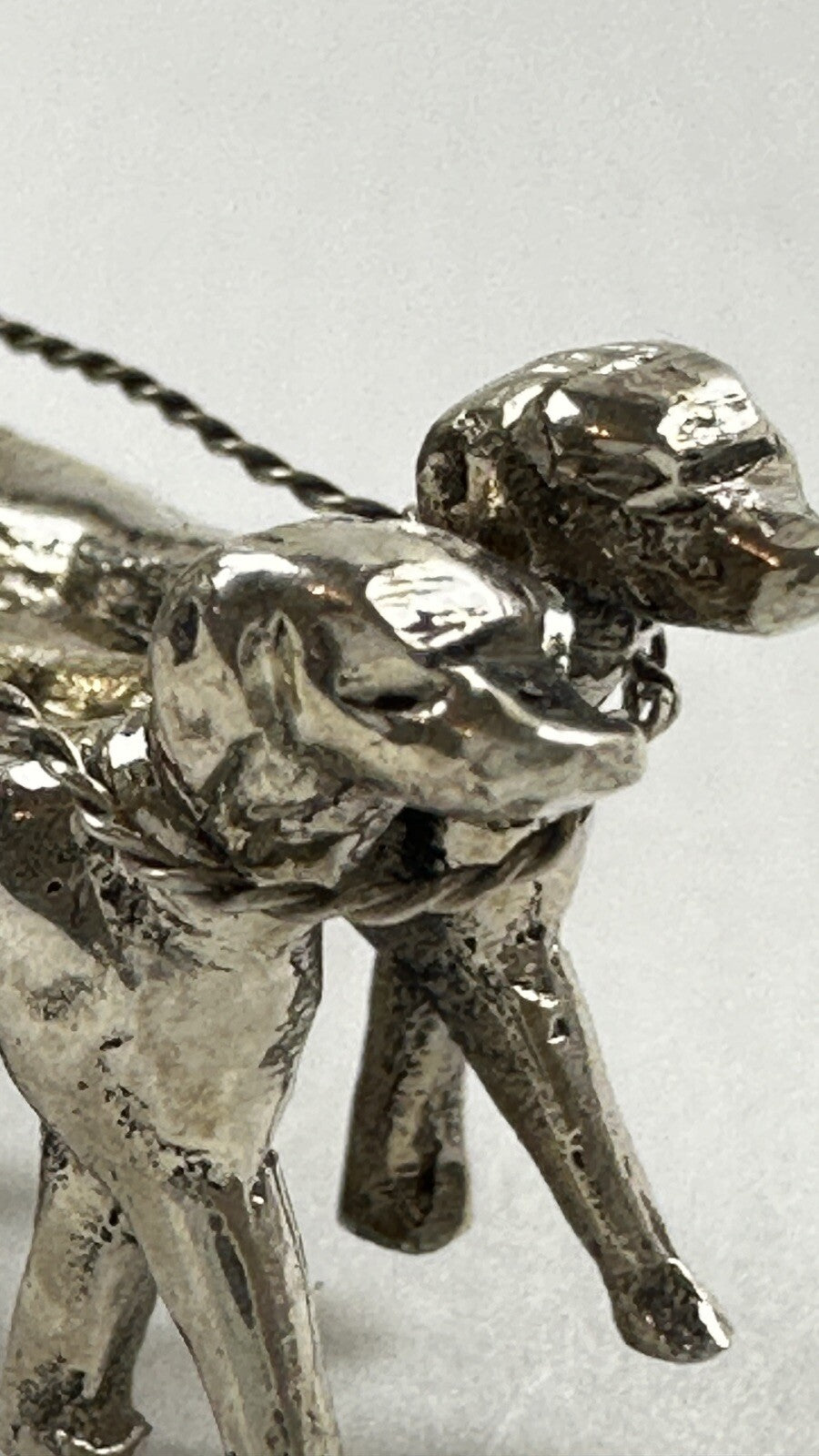 Miniature, objet de vitrine, attelage de chiens, marchand de lait en argent