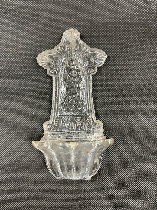 Ancien bénitier en verre moulé, Vierge à l'Enfant