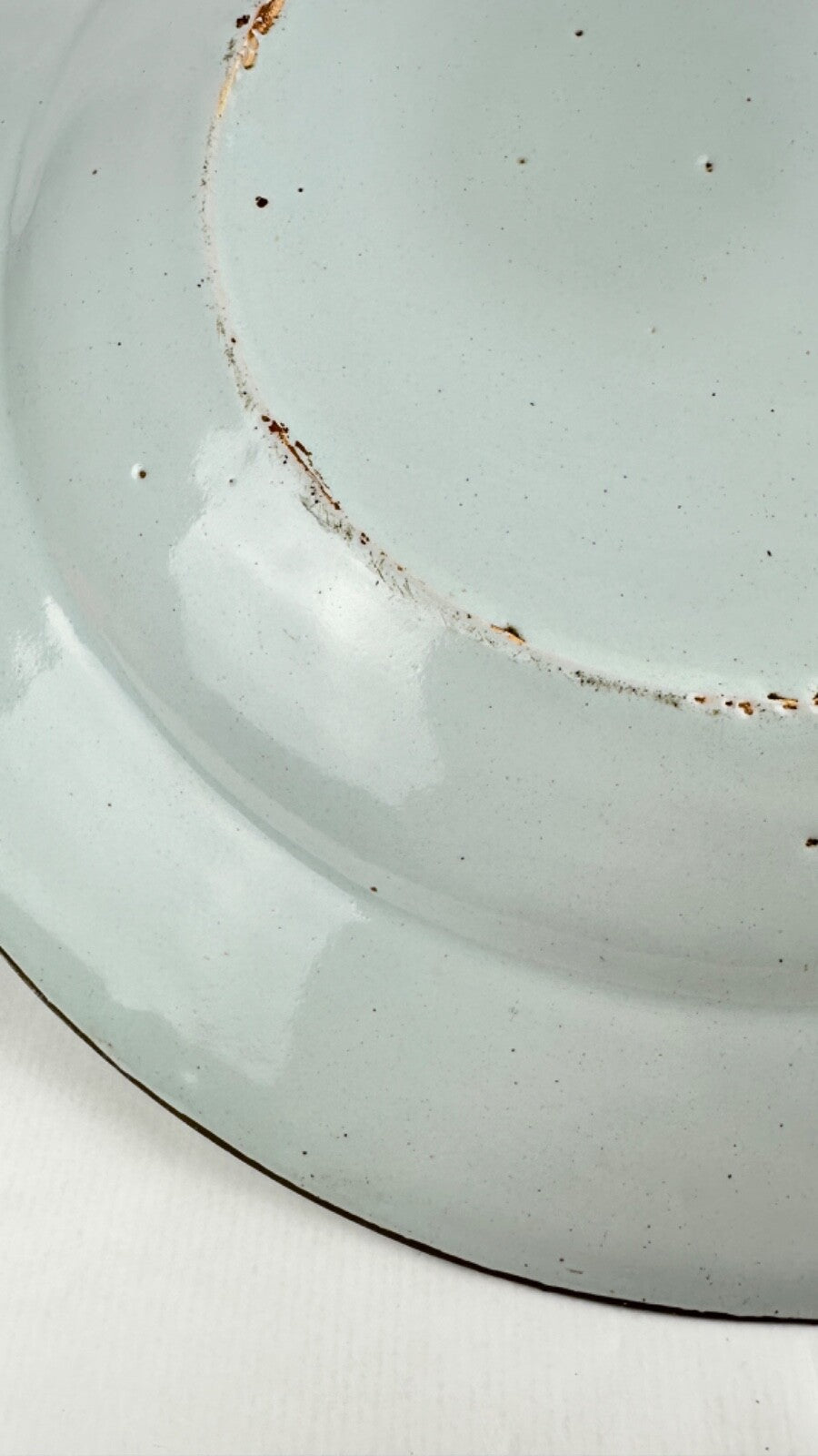 Grand plat en faïence de Delft Doré 18ème 35 cm