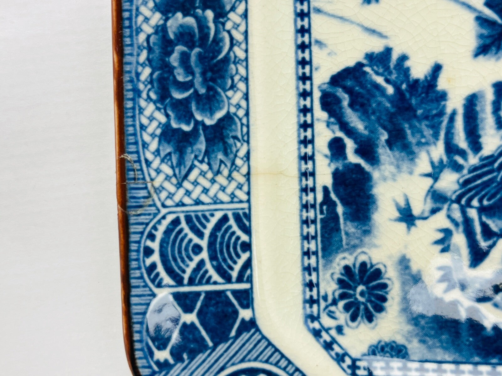 Ancien service en céramique  asiatiques