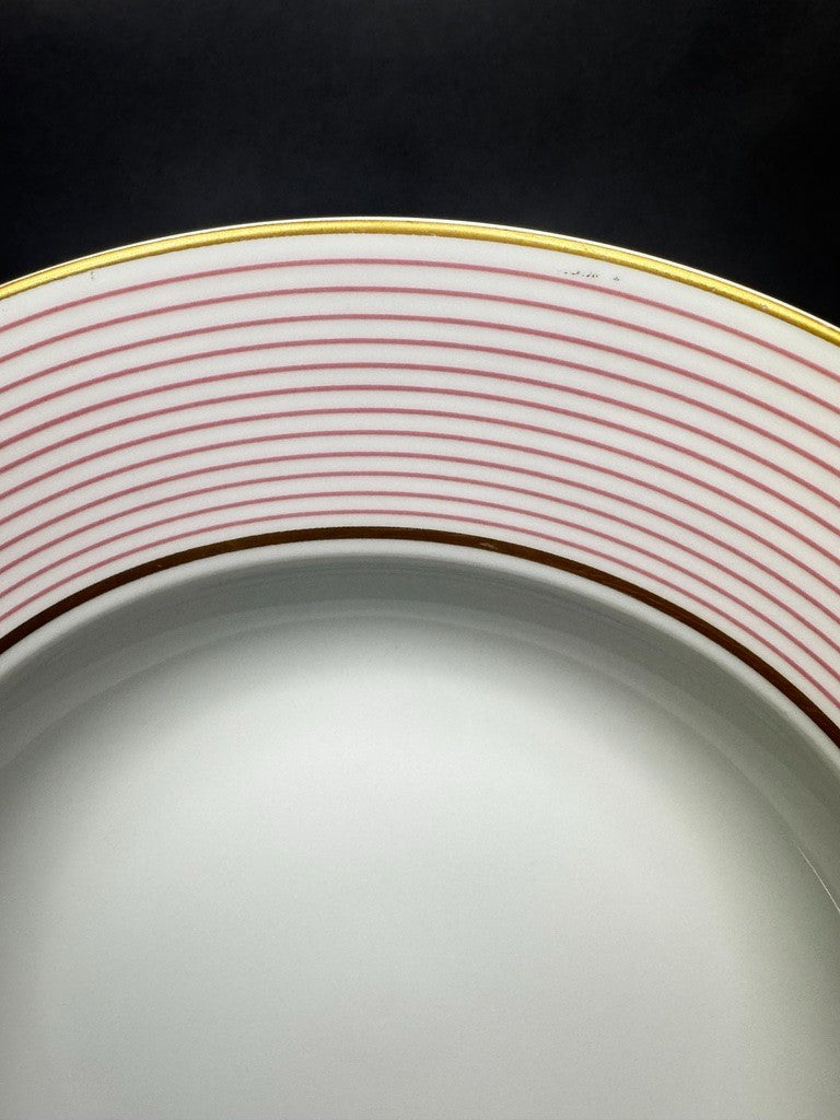 Raynaud, suite de 8 assiettes creuses en porcelaine de Limoges – Mille-Raies