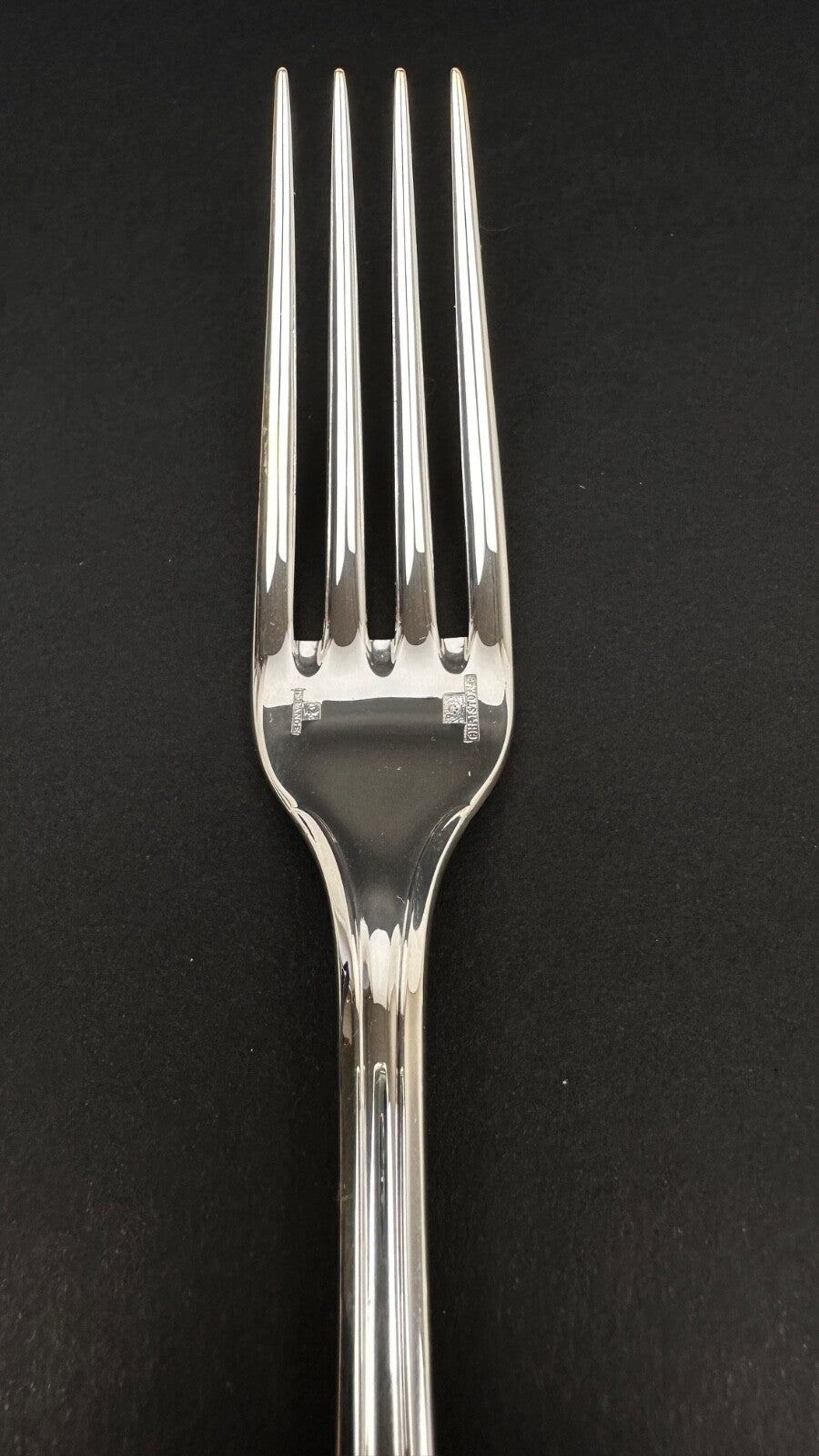 Christofle,  fourchette,  modèle Pompadour, Paris. Neuve.