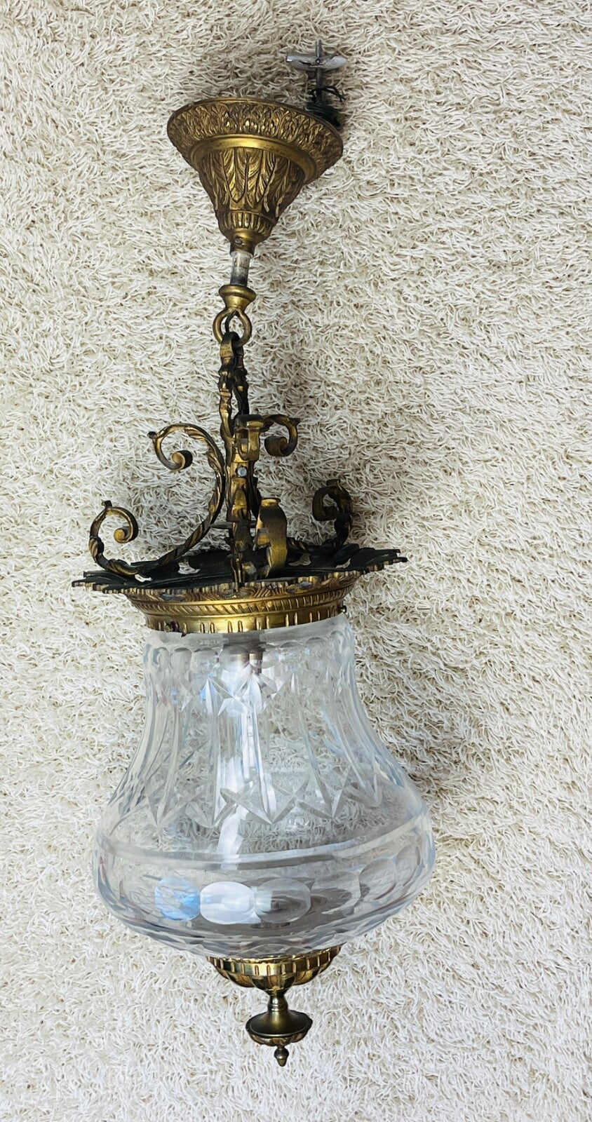 Ancienne lanterne en bronze et cristal taillé n°2