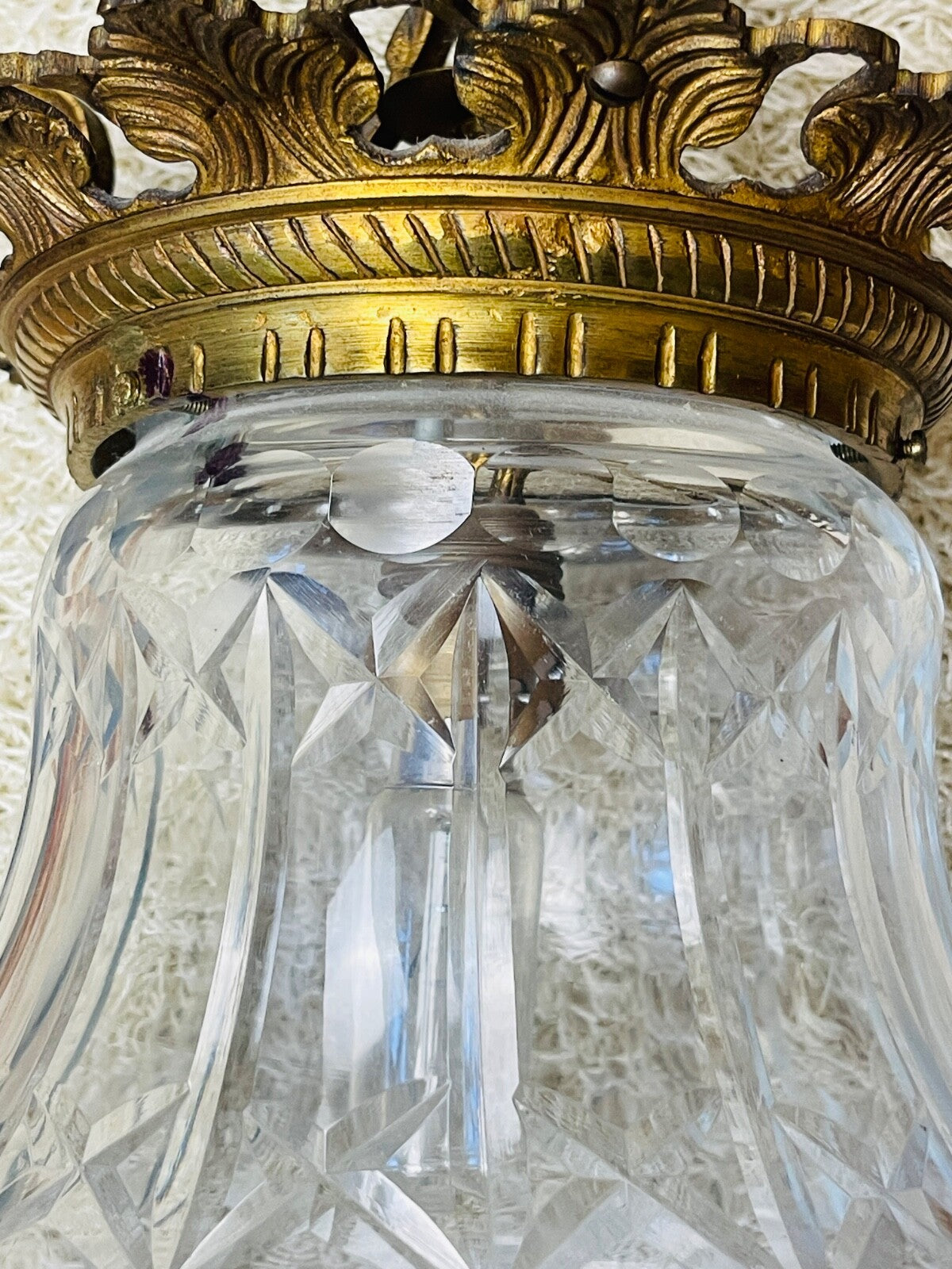 Ancienne lanterne en bronze et cristal taillé n°2