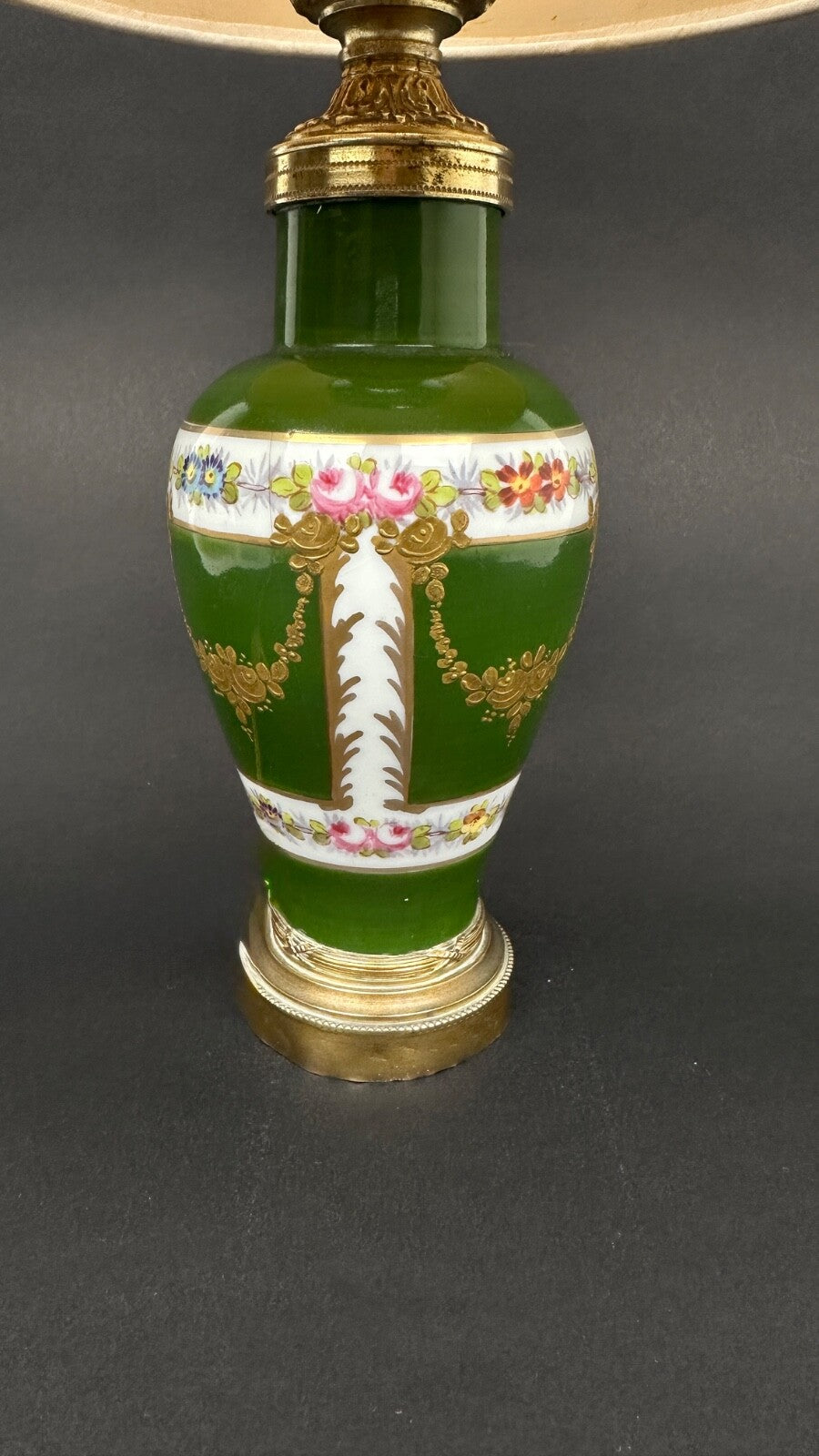 Petite Lampe En Porcelaine, Limoges Ou Sèvres