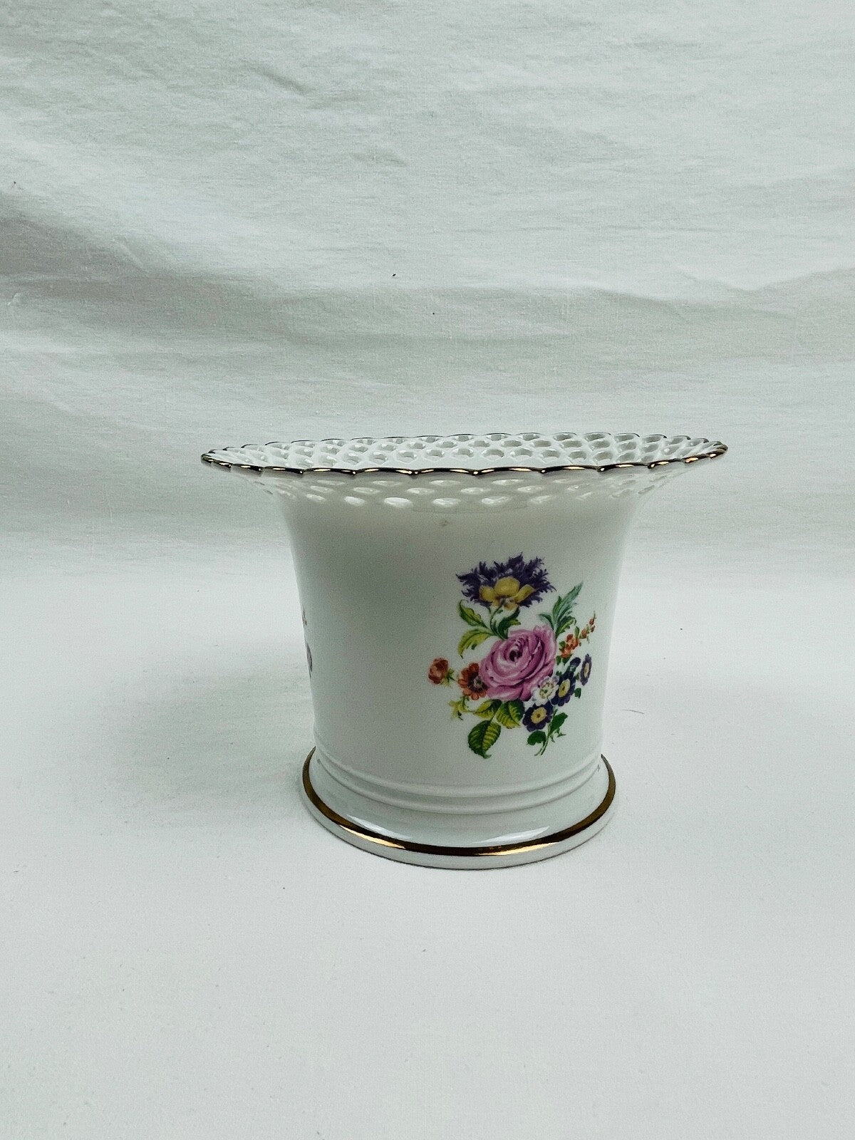 WALLENDORF Thuringe Vase en Porcelaine