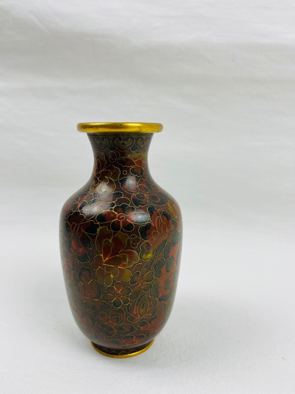 Joli vase en émaux cloisonnés
