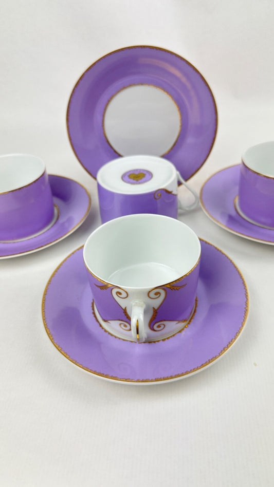 Suite de 4 tasses à thé Christian Lacroix modèle Follement