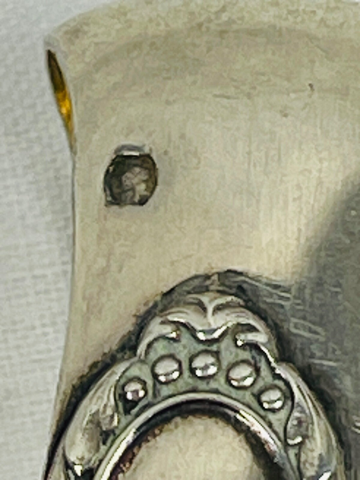 Belle pince à sucre argent massif et vermeil