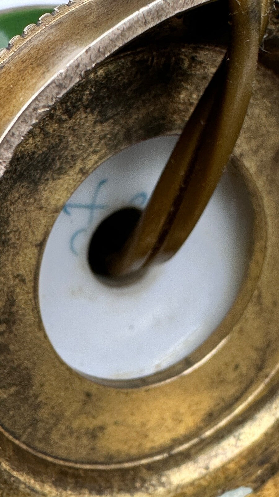 Petite Lampe En Porcelaine, Limoges Ou Sèvres