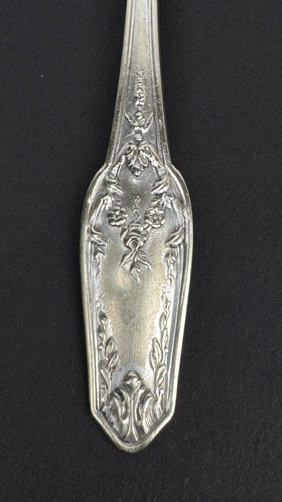 Ancienne Saupoudreuse de Style Louis XV en Métal Argenté 13 cm vers 1900