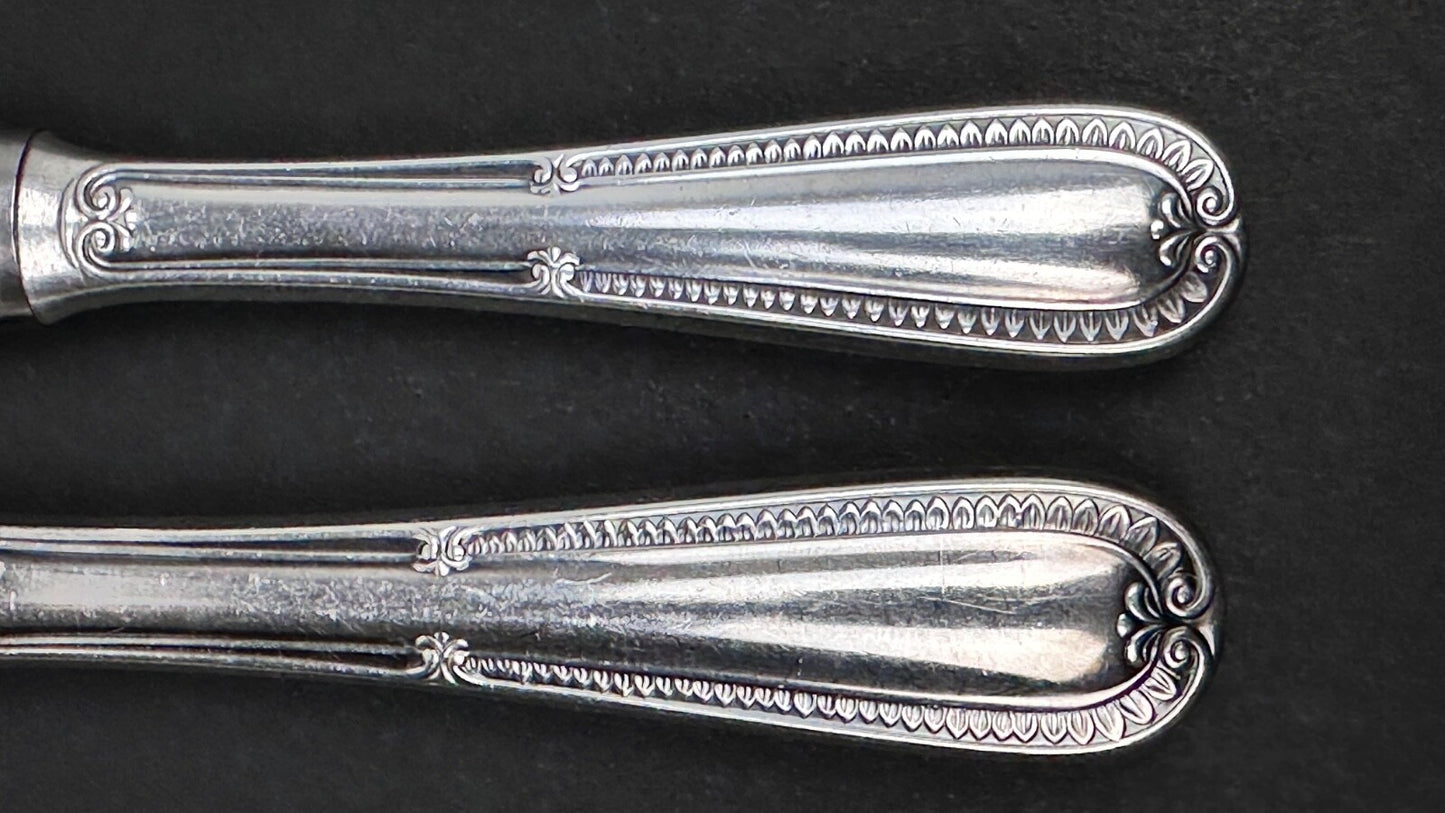 Coffret De 24 Couteaux En Métal Argenté, style Empire Restauration