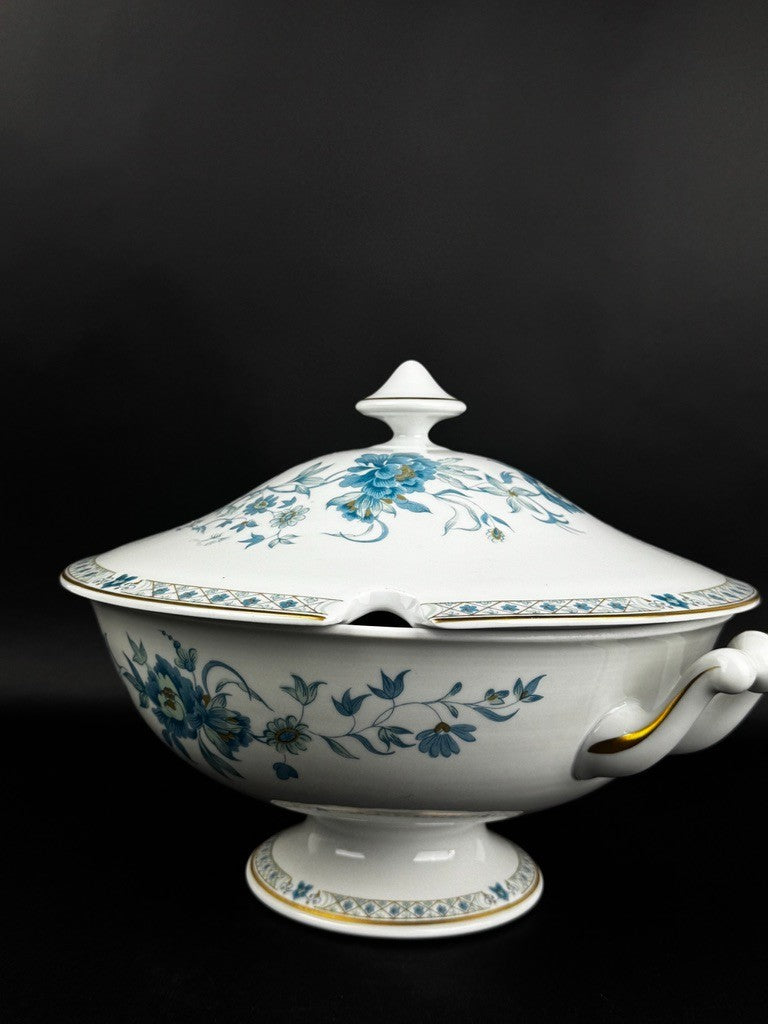 Soupière Haviland Limoges modèle Nankin décor bleu et or