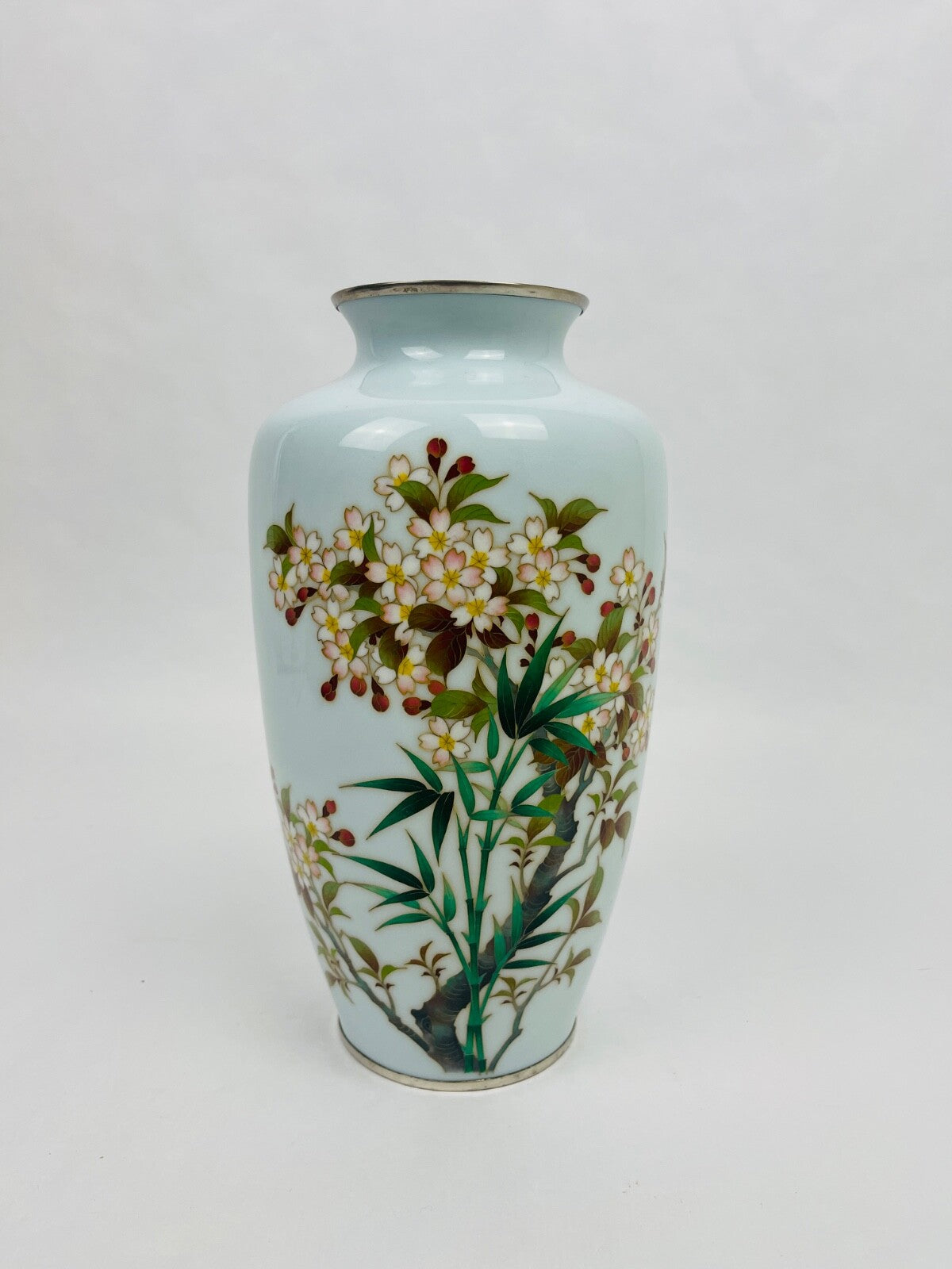 Vase en émaux cloisonnés Japonais dans le goût d' Ando Jubei